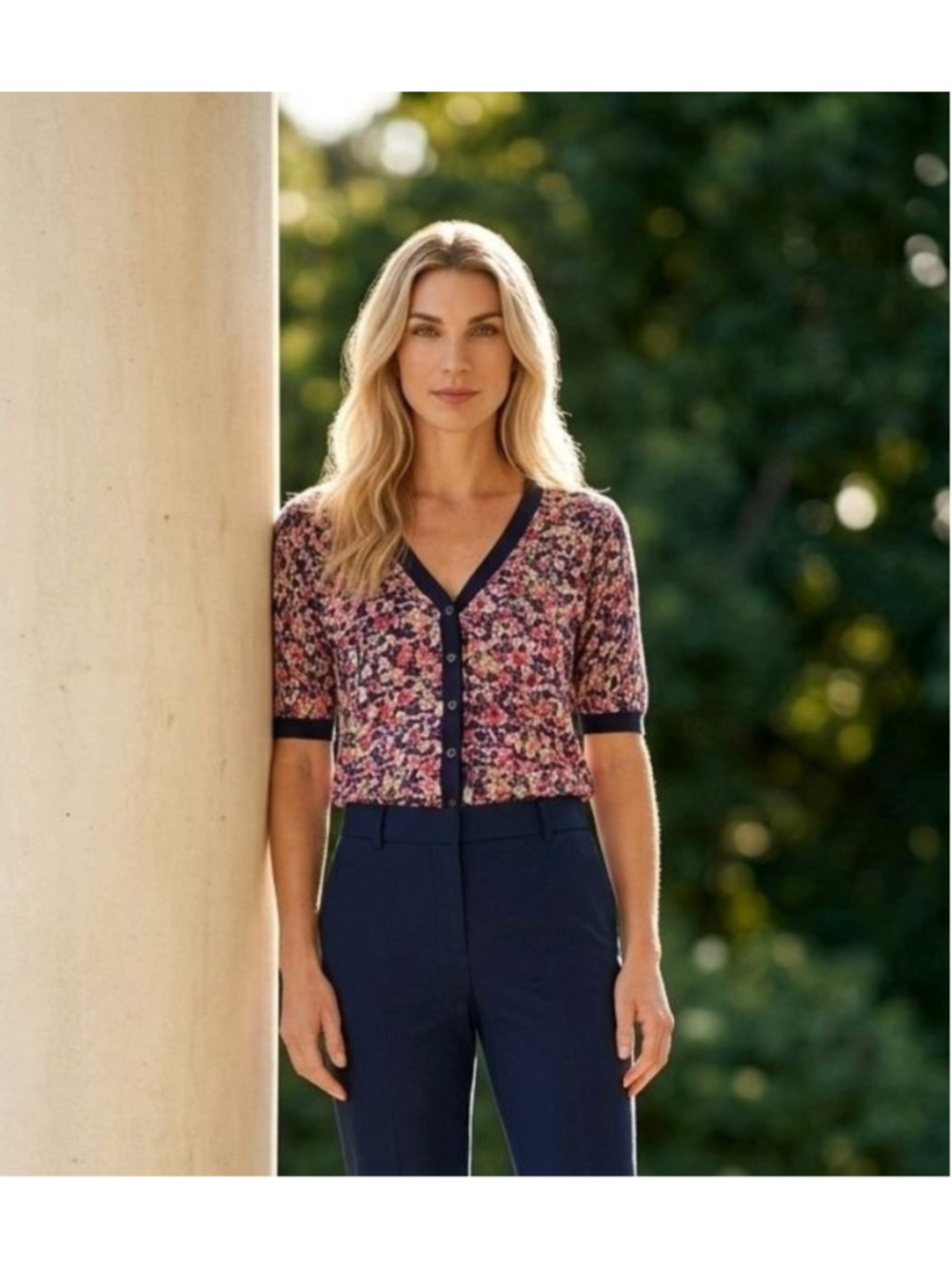 Women's Sparrow Lightweight Floral Cottagecore Cardigan M Multicolor Navy Purple